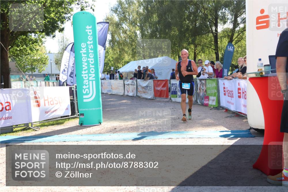 07.09.2025 - 19. Norderstedt Triathlon Zöllner http://msf.ph/oto/8788302 07.09.2025 16:07:43 Ziel 400 meine-sportfotos.de