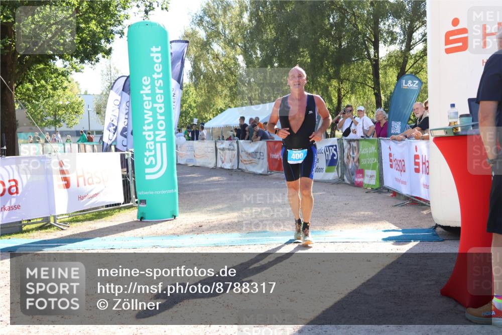 07.09.2025 - 19. Norderstedt Triathlon Zöllner http://msf.ph/oto/8788317 07.09.2025 16:07:44 Ziel 400 meine-sportfotos.de