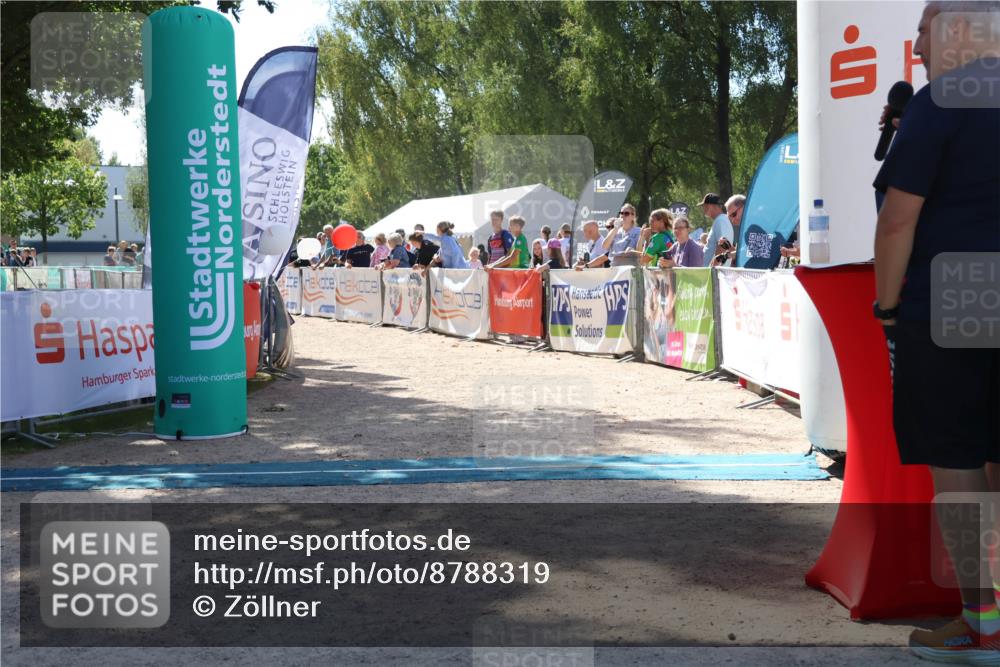 07.09.2025 - 19. Norderstedt Triathlon Zöllner http://msf.ph/oto/8788319 07.09.2025 13:41:36 Ziel 183 meine-sportfotos.de