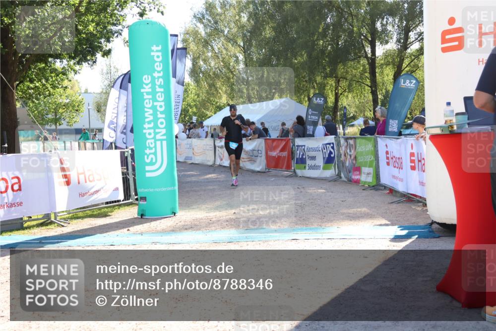 07.09.2025 - 19. Norderstedt Triathlon Zöllner http://msf.ph/oto/8788346 07.09.2025 16:08:33 Ziel 1459 meine-sportfotos.de