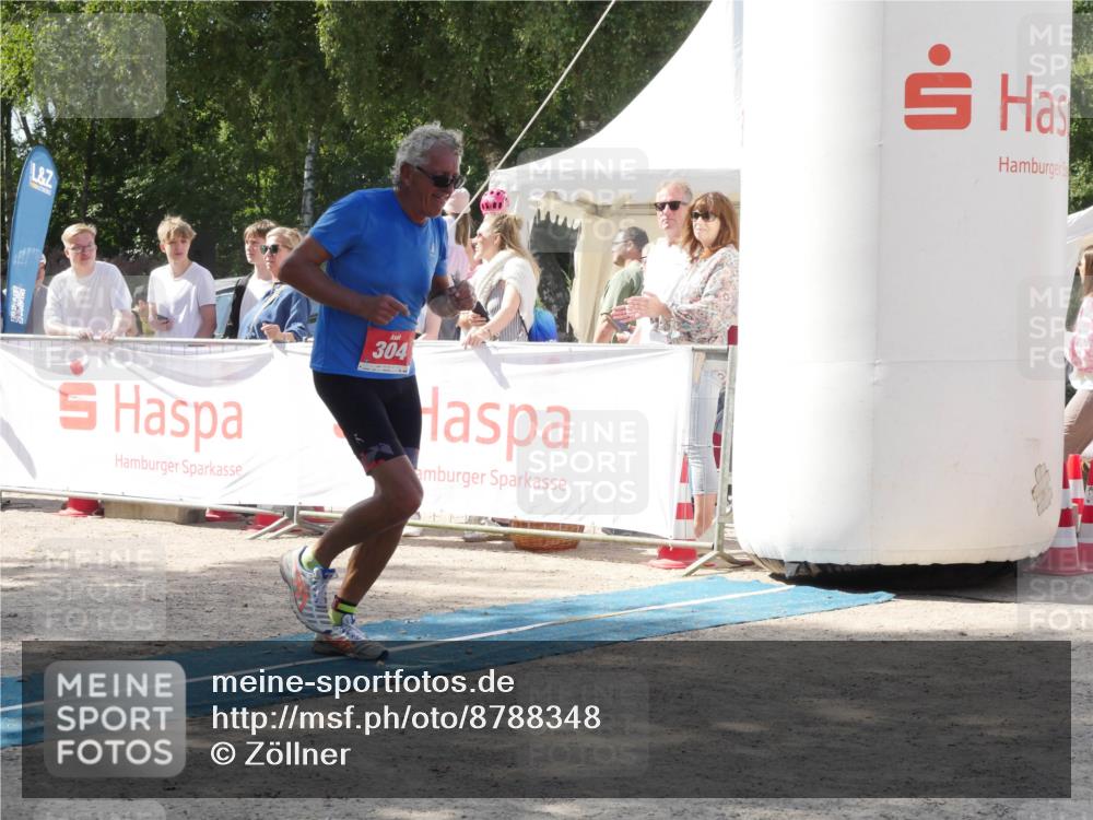 07.09.2025 - 19. Norderstedt Triathlon Zöllner http://msf.ph/oto/8788348 07.09.2025 13:44:47 Ziel 304 meine-sportfotos.de