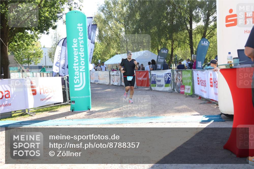 07.09.2025 - 19. Norderstedt Triathlon Zöllner http://msf.ph/oto/8788357 07.09.2025 16:08:34 Ziel 1459 meine-sportfotos.de