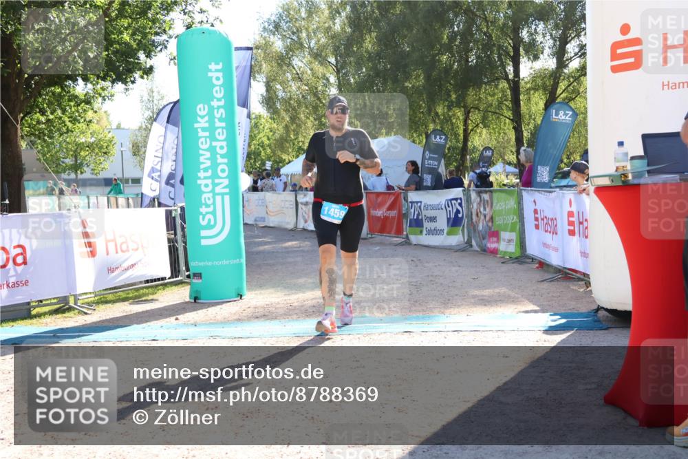 07.09.2025 - 19. Norderstedt Triathlon Zöllner http://msf.ph/oto/8788369 07.09.2025 16:08:36 Ziel 1459 meine-sportfotos.de
