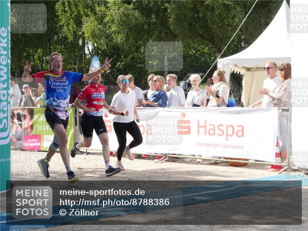07.09.2025 - 19. Norderstedt Triathlon Zöllner http://msf.ph/oto/8788386 07.09.2025 13:45:41 Ziel 343 meine-sportfotos.de