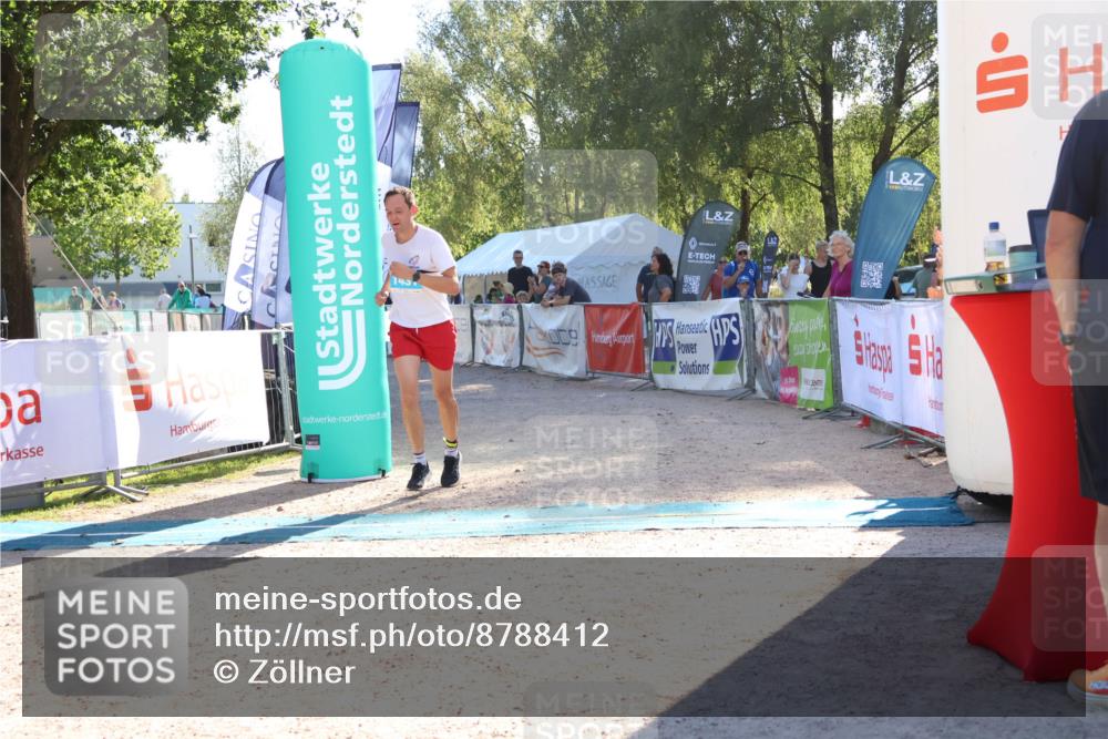 07.09.2025 - 19. Norderstedt Triathlon Zöllner http://msf.ph/oto/8788412 07.09.2025 16:08:55 Ziel 1431 meine-sportfotos.de