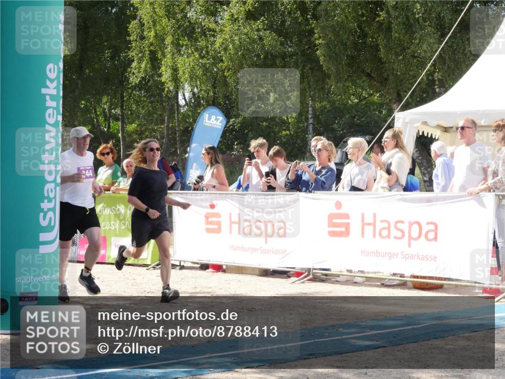 07.09.2025 - 19. Norderstedt Triathlon Zöllner http://msf.ph/oto/8788413 07.09.2025 13:46:19 Ziel 344 meine-sportfotos.de