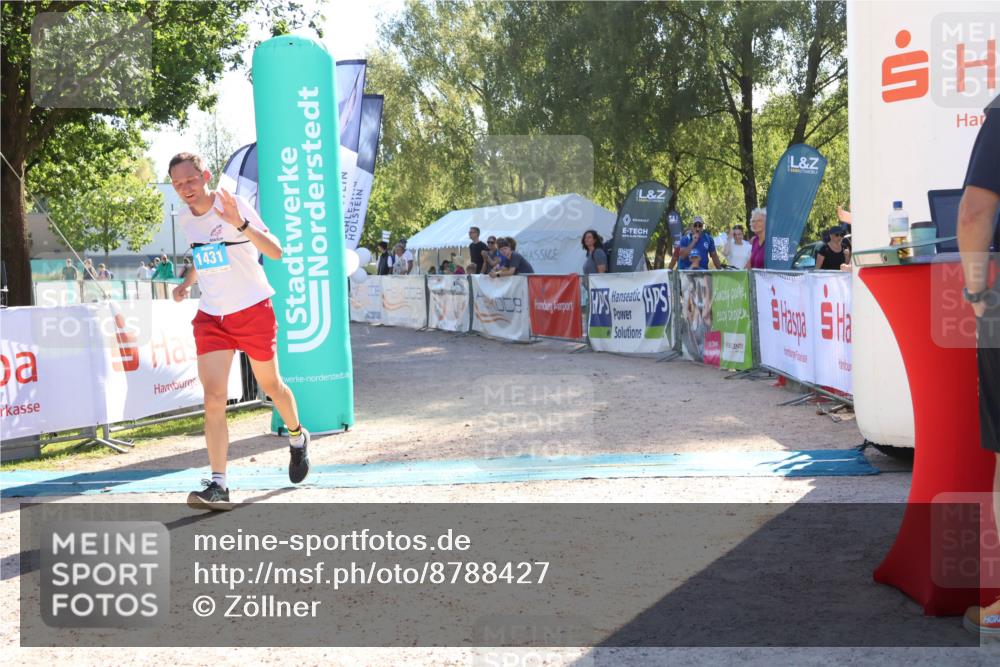 07.09.2025 - 19. Norderstedt Triathlon Zöllner http://msf.ph/oto/8788427 07.09.2025 16:08:56 Ziel 1431 meine-sportfotos.de