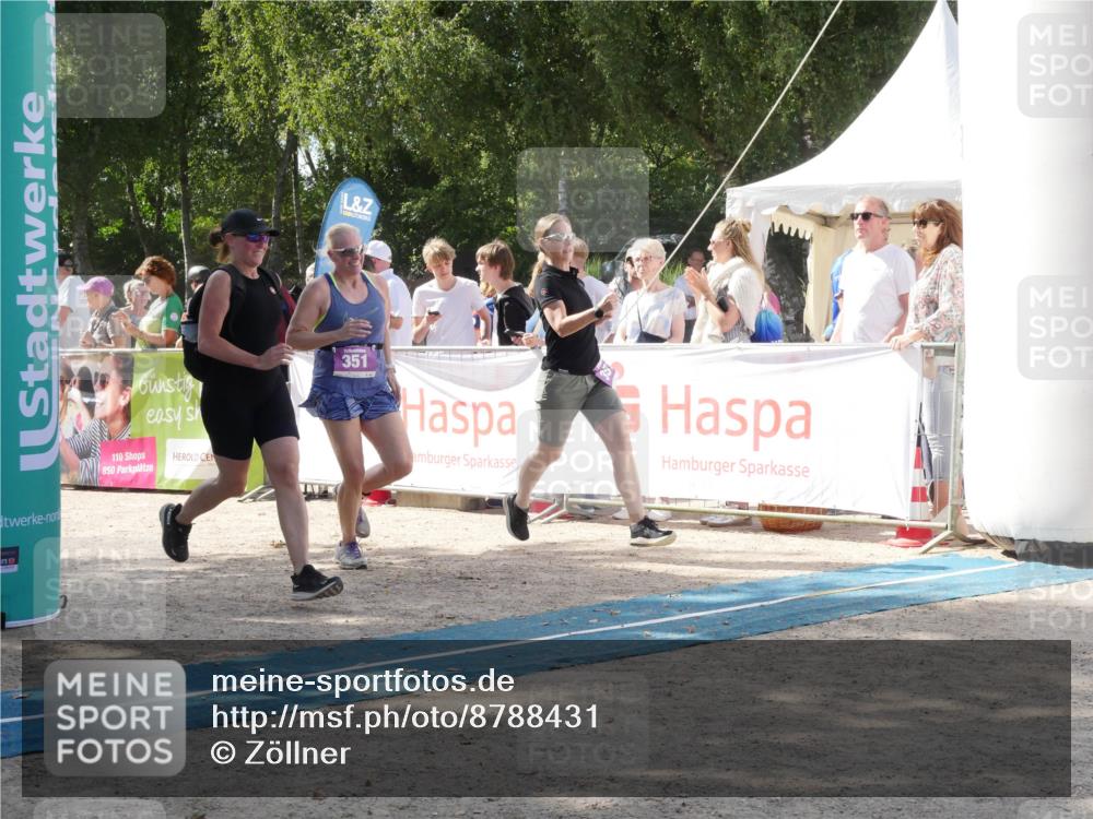07.09.2025 - 19. Norderstedt Triathlon Zöllner http://msf.ph/oto/8788431 07.09.2025 13:46:38 Ziel 351 meine-sportfotos.de