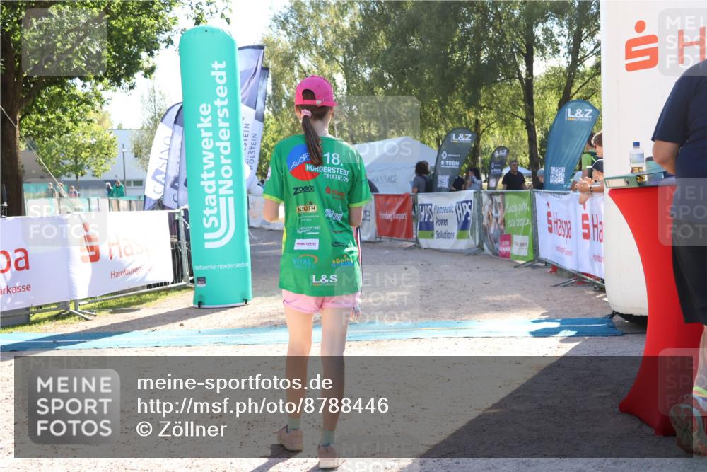 07.09.2025 - 19. Norderstedt Triathlon Zöllner http://msf.ph/oto/8788446 07.09.2025 16:09:21 Ziel 395, 1466 meine-sportfotos.de