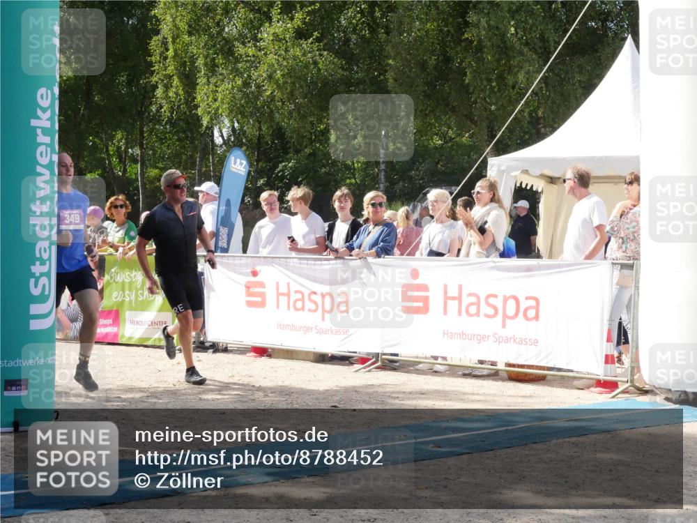 07.09.2025 - 19. Norderstedt Triathlon Zöllner http://msf.ph/oto/8788452 07.09.2025 13:47:55 Ziel 349 meine-sportfotos.de