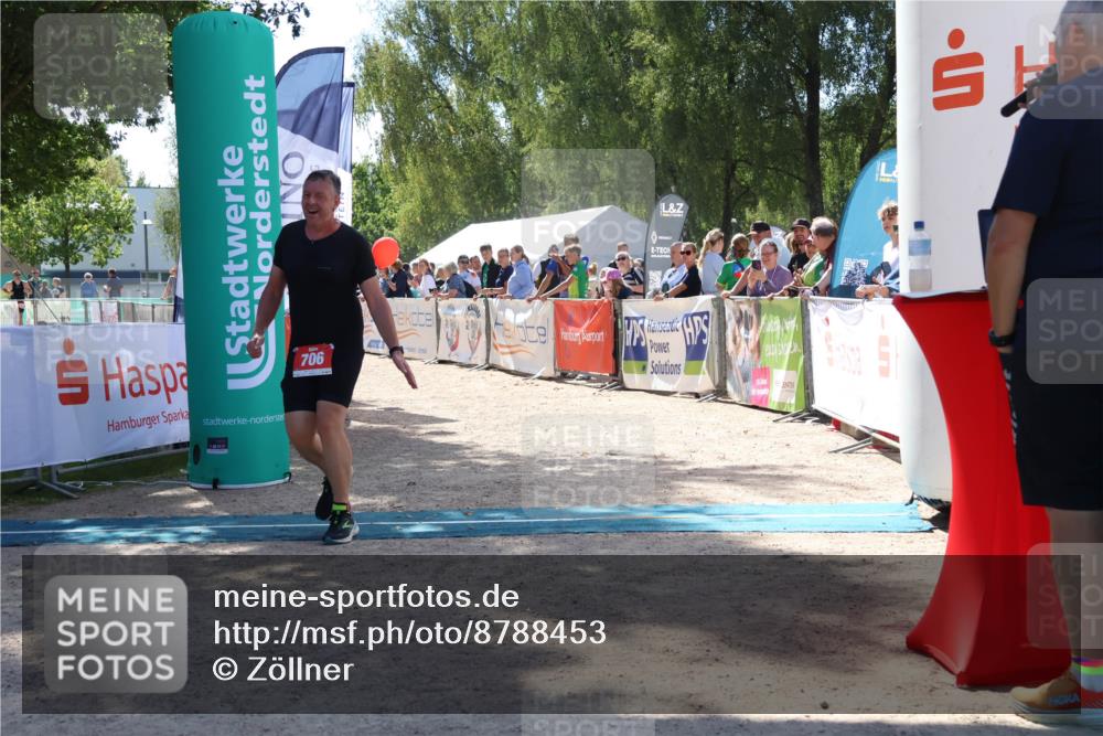 07.09.2025 - 19. Norderstedt Triathlon Zöllner http://msf.ph/oto/8788453 07.09.2025 13:43:50 Ziel 706 meine-sportfotos.de