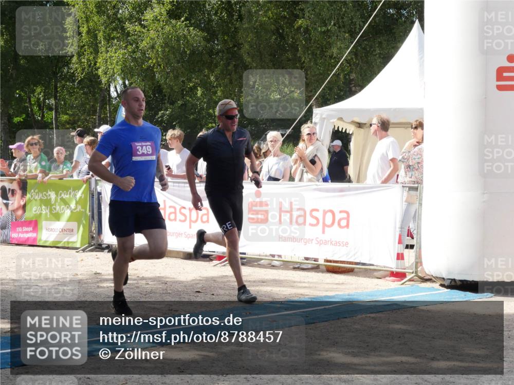 07.09.2025 - 19. Norderstedt Triathlon Zöllner http://msf.ph/oto/8788457 07.09.2025 13:47:56 Ziel 349 meine-sportfotos.de
