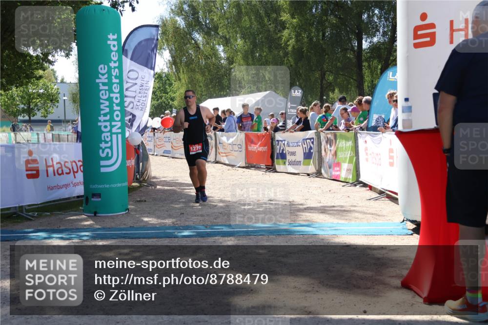07.09.2025 - 19. Norderstedt Triathlon Zöllner http://msf.ph/oto/8788479 07.09.2025 13:44:02 Ziel 1270 meine-sportfotos.de