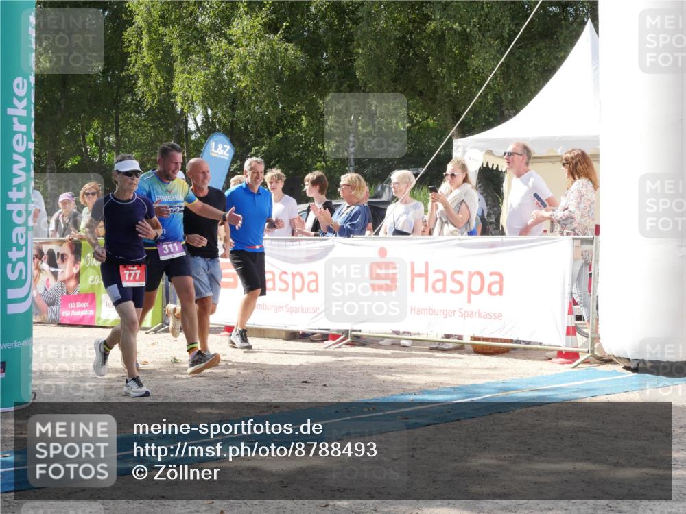 07.09.2025 - 19. Norderstedt Triathlon Zöllner http://msf.ph/oto/8788493 07.09.2025 13:48:19 Ziel 311, 777, 1298 meine-sportfotos.de