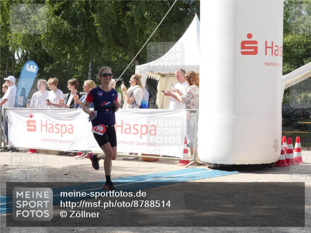07.09.2025 - 19. Norderstedt Triathlon Zöllner http://msf.ph/oto/8788514 07.09.2025 13:48:26 Ziel 311, 352, 777, 799 meine-sportfotos.de