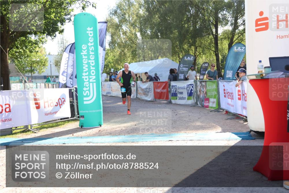 07.09.2025 - 19. Norderstedt Triathlon Zöllner http://msf.ph/oto/8788524 07.09.2025 16:09:49 Ziel 391 meine-sportfotos.de