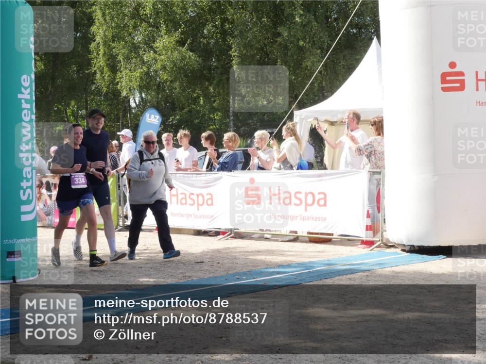 07.09.2025 - 19. Norderstedt Triathlon Zöllner http://msf.ph/oto/8788537 07.09.2025 13:48:42 Ziel 334, 1344 meine-sportfotos.de