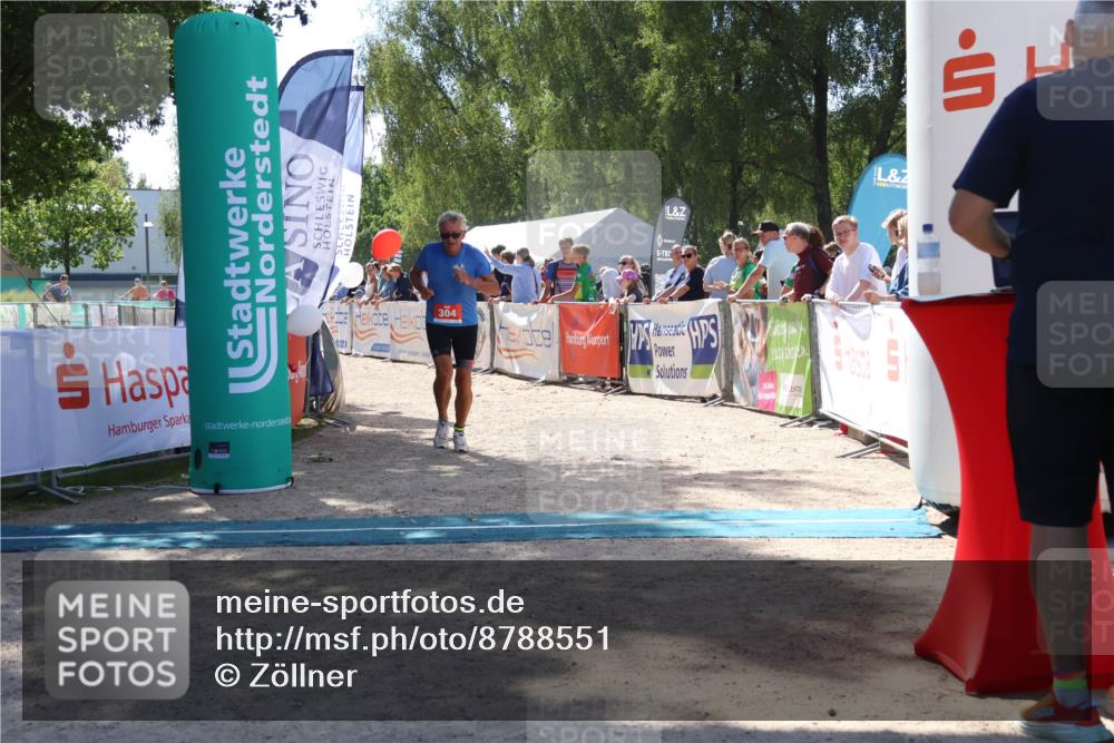 07.09.2025 - 19. Norderstedt Triathlon Zöllner http://msf.ph/oto/8788551 07.09.2025 13:44:44 Ziel 304 meine-sportfotos.de