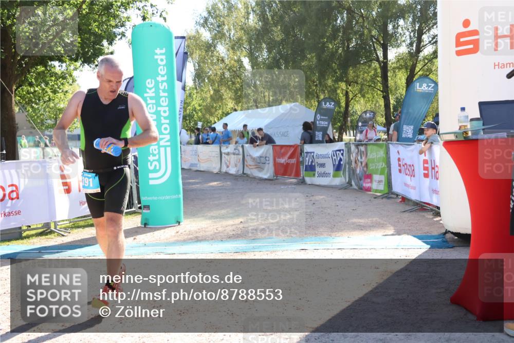 07.09.2025 - 19. Norderstedt Triathlon Zöllner http://msf.ph/oto/8788553 07.09.2025 16:09:52 Ziel 391 meine-sportfotos.de