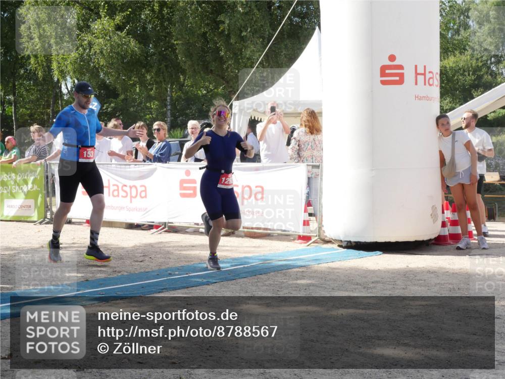 07.09.2025 - 19. Norderstedt Triathlon Zöllner http://msf.ph/oto/8788567 07.09.2025 13:48:48 Ziel 153, 264, 334, 1292, 1344 meine-sportfotos.de