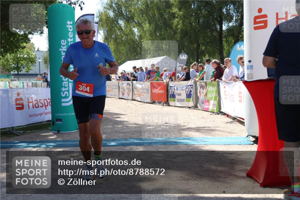 07.09.2025 - 19. Norderstedt Triathlon Zöllner http://msf.ph/oto/8788572 07.09.2025 13:44:46 Ziel 304 meine-sportfotos.de