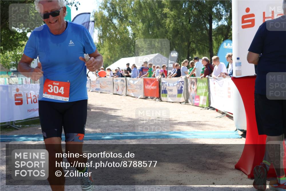 07.09.2025 - 19. Norderstedt Triathlon Zöllner http://msf.ph/oto/8788577 07.09.2025 13:44:47 Ziel 304 meine-sportfotos.de