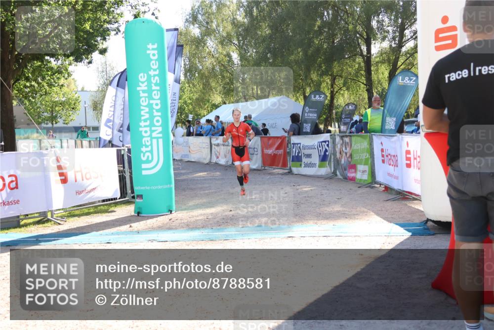 07.09.2025 - 19. Norderstedt Triathlon Zöllner http://msf.ph/oto/8788581 07.09.2025 16:10:28 Ziel 1404 meine-sportfotos.de