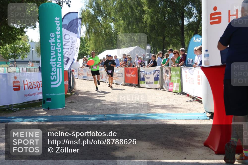 07.09.2025 - 19. Norderstedt Triathlon Zöllner http://msf.ph/oto/8788626 07.09.2025 13:45:06 Ziel 348 meine-sportfotos.de
