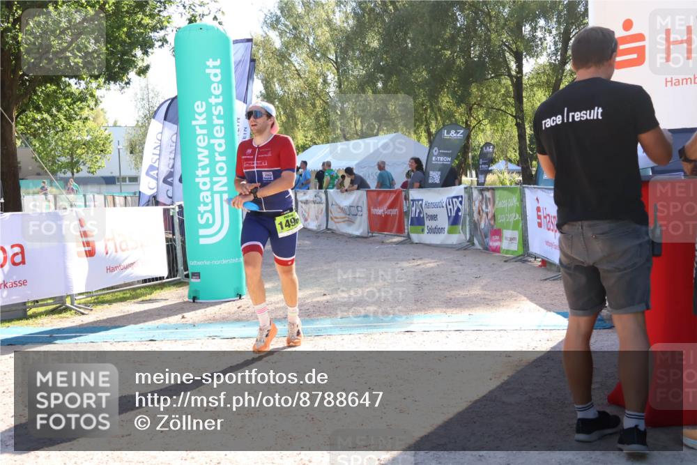 07.09.2025 - 19. Norderstedt Triathlon Zöllner http://msf.ph/oto/8788647 07.09.2025 16:10:45 Ziel 1496 meine-sportfotos.de