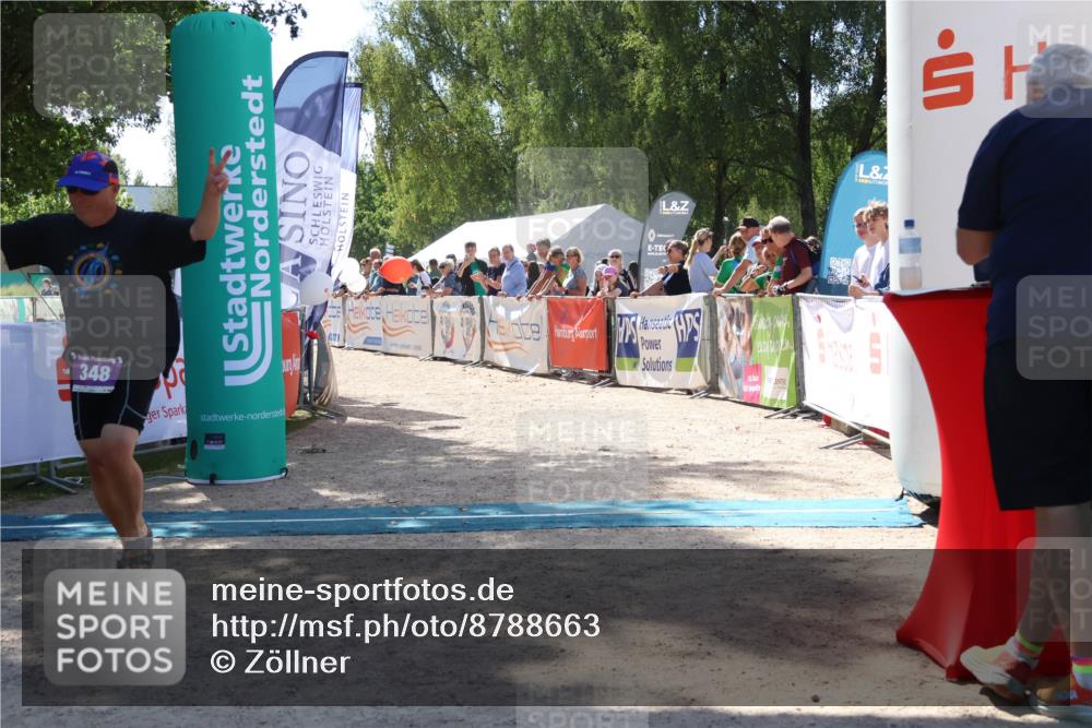 07.09.2025 - 19. Norderstedt Triathlon Zöllner http://msf.ph/oto/8788663 07.09.2025 13:45:09 Ziel 348 meine-sportfotos.de