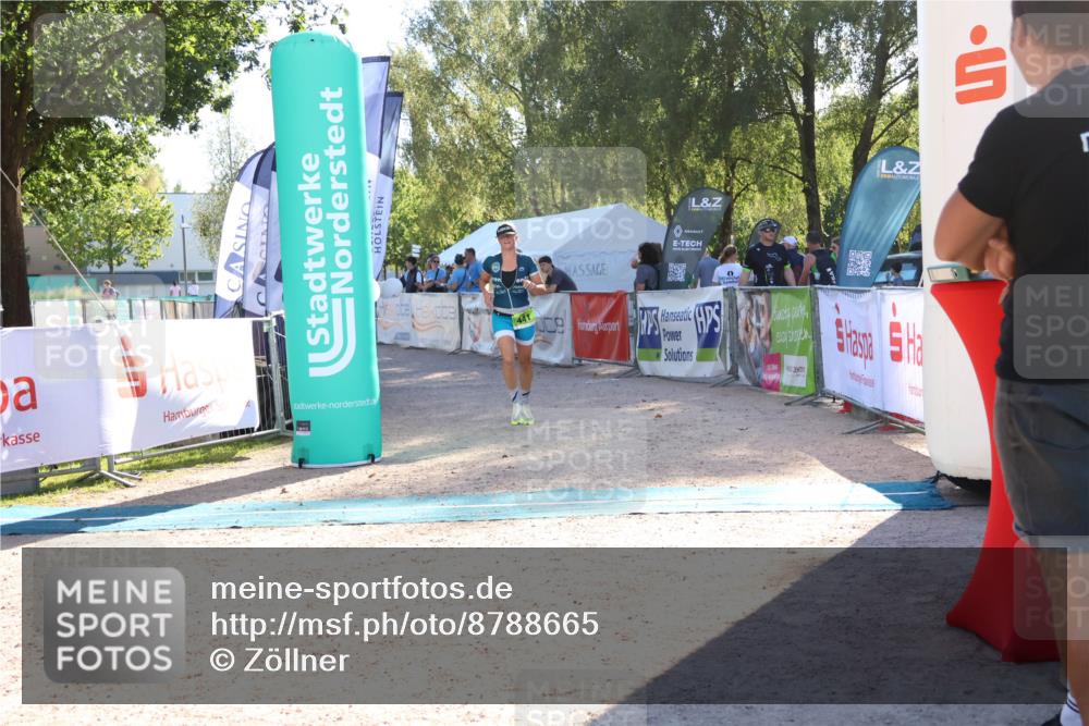 07.09.2025 - 19. Norderstedt Triathlon Zöllner http://msf.ph/oto/8788665 07.09.2025 16:10:55 Ziel 441 meine-sportfotos.de