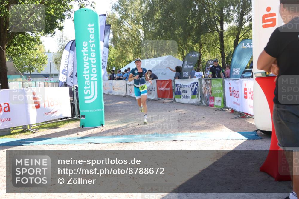 07.09.2025 - 19. Norderstedt Triathlon Zöllner http://msf.ph/oto/8788672 07.09.2025 16:10:55 Ziel 441 meine-sportfotos.de