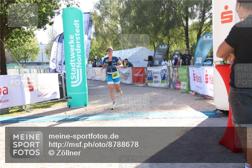 07.09.2025 - 19. Norderstedt Triathlon Zöllner http://msf.ph/oto/8788678 07.09.2025 16:10:56 Ziel 441 meine-sportfotos.de