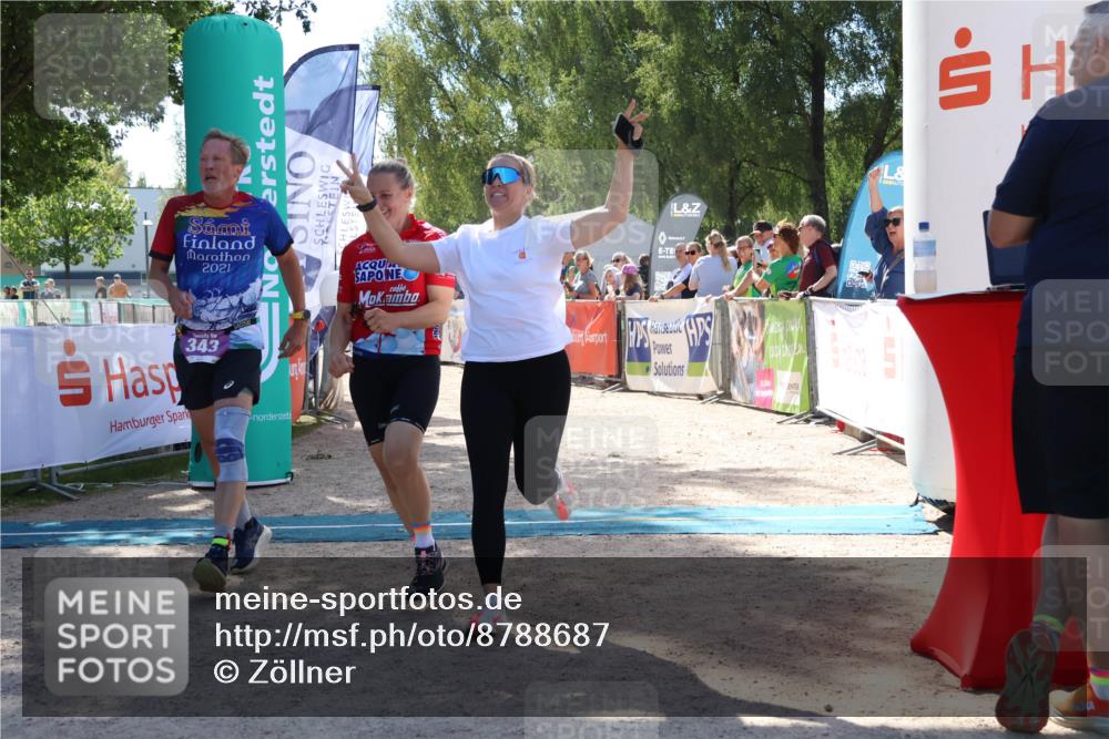 07.09.2025 - 19. Norderstedt Triathlon Zöllner http://msf.ph/oto/8788687 07.09.2025 13:45:41 Ziel 343 meine-sportfotos.de