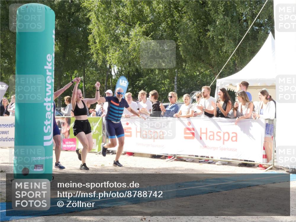 07.09.2025 - 19. Norderstedt Triathlon Zöllner http://msf.ph/oto/8788742 07.09.2025 13:52:14 Ziel 324 meine-sportfotos.de