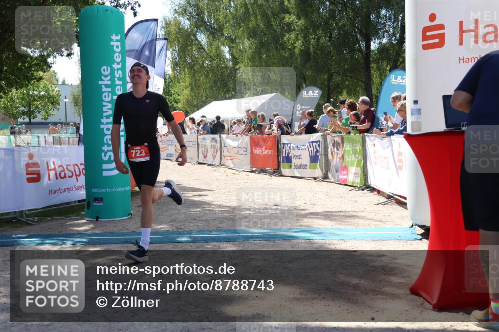 07.09.2025 - 19. Norderstedt Triathlon Zöllner http://msf.ph/oto/8788743 07.09.2025 13:46:00 Ziel 723 meine-sportfotos.de