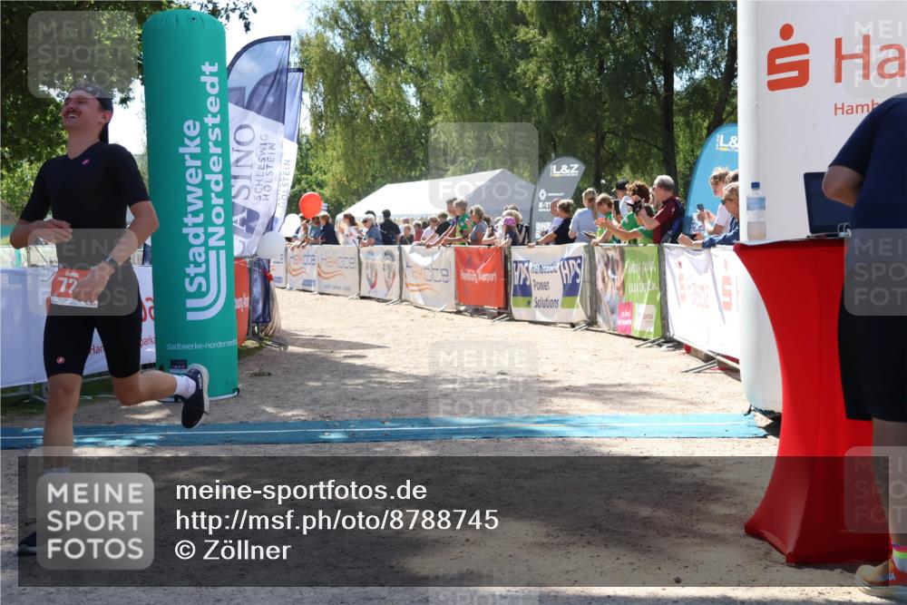 07.09.2025 - 19. Norderstedt Triathlon Zöllner http://msf.ph/oto/8788745 07.09.2025 13:46:00 Ziel 723 meine-sportfotos.de
