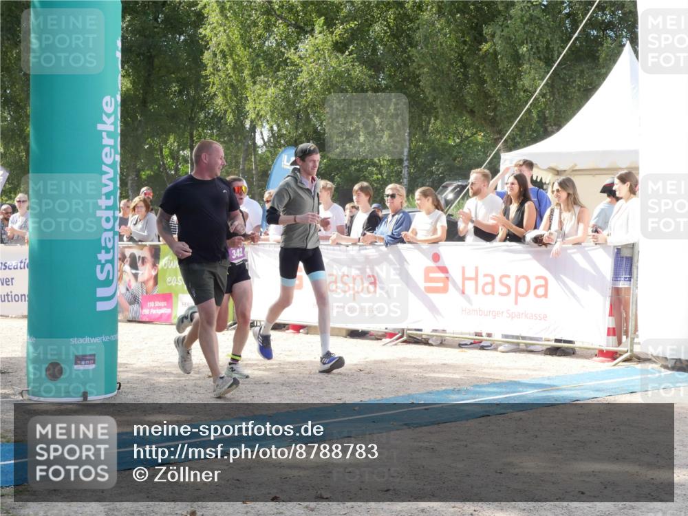 07.09.2025 - 19. Norderstedt Triathlon Zöllner http://msf.ph/oto/8788783 07.09.2025 13:53:03 Ziel 342 meine-sportfotos.de