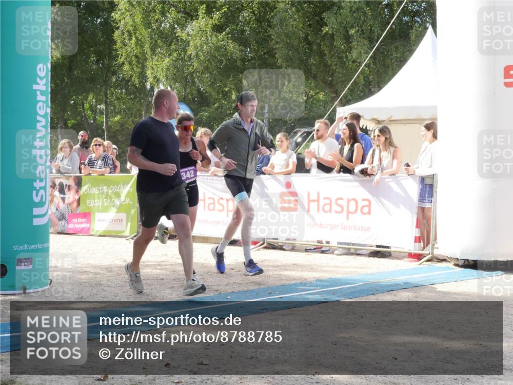 07.09.2025 - 19. Norderstedt Triathlon Zöllner http://msf.ph/oto/8788785 07.09.2025 13:53:03 Ziel 342 meine-sportfotos.de