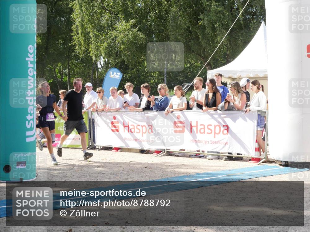 07.09.2025 - 19. Norderstedt Triathlon Zöllner http://msf.ph/oto/8788792 07.09.2025 13:53:35 Ziel 358 meine-sportfotos.de