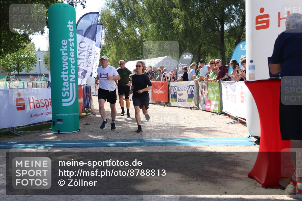 07.09.2025 - 19. Norderstedt Triathlon Zöllner http://msf.ph/oto/8788813 07.09.2025 13:46:18 Ziel 344 meine-sportfotos.de
