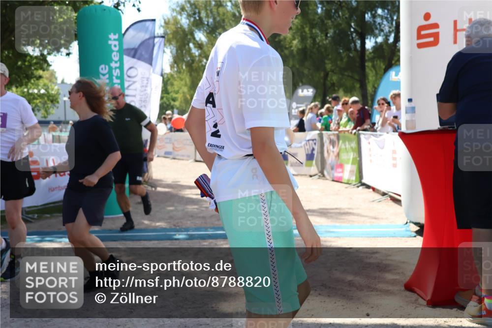 07.09.2025 - 19. Norderstedt Triathlon Zöllner http://msf.ph/oto/8788820 07.09.2025 13:46:19 Ziel 344 meine-sportfotos.de