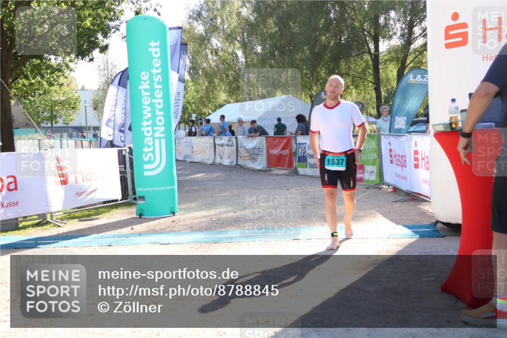 07.09.2025 - 19. Norderstedt Triathlon Zöllner http://msf.ph/oto/8788845 07.09.2025 16:11:37 Ziel 1537 meine-sportfotos.de