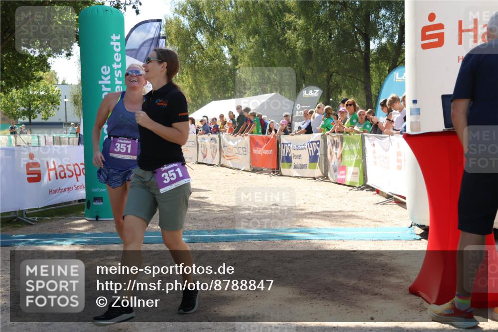 07.09.2025 - 19. Norderstedt Triathlon Zöllner http://msf.ph/oto/8788847 07.09.2025 13:46:38 Ziel 351 meine-sportfotos.de