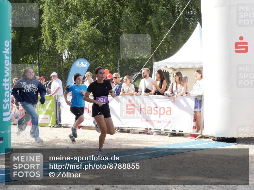 07.09.2025 - 19. Norderstedt Triathlon Zöllner http://msf.ph/oto/8788855 07.09.2025 13:55:09 Ziel 321, 842 meine-sportfotos.de