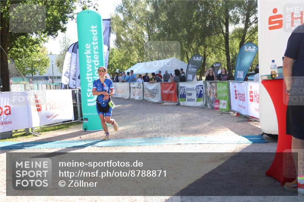 07.09.2025 - 19. Norderstedt Triathlon Zöllner http://msf.ph/oto/8788871 07.09.2025 16:12:07 Ziel 478 meine-sportfotos.de