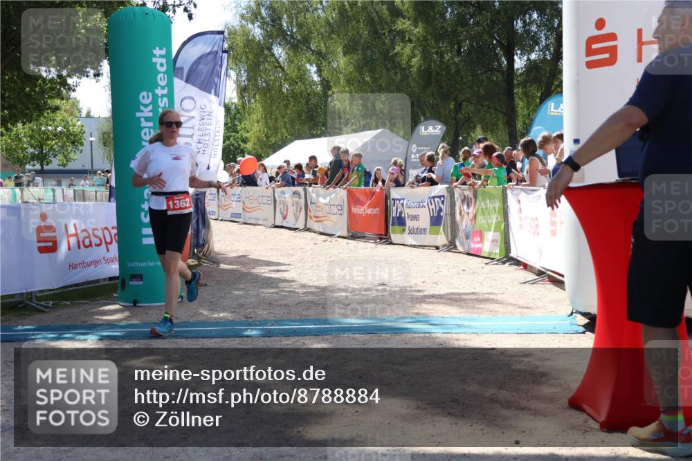 07.09.2025 - 19. Norderstedt Triathlon Zöllner http://msf.ph/oto/8788884 07.09.2025 13:46:46 Ziel 1362 meine-sportfotos.de