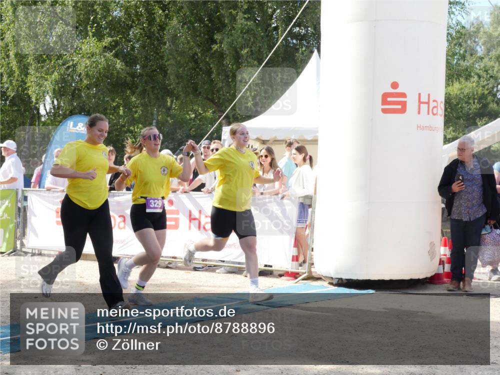 07.09.2025 - 19. Norderstedt Triathlon Zöllner http://msf.ph/oto/8788896 07.09.2025 13:56:04 Ziel 329 meine-sportfotos.de