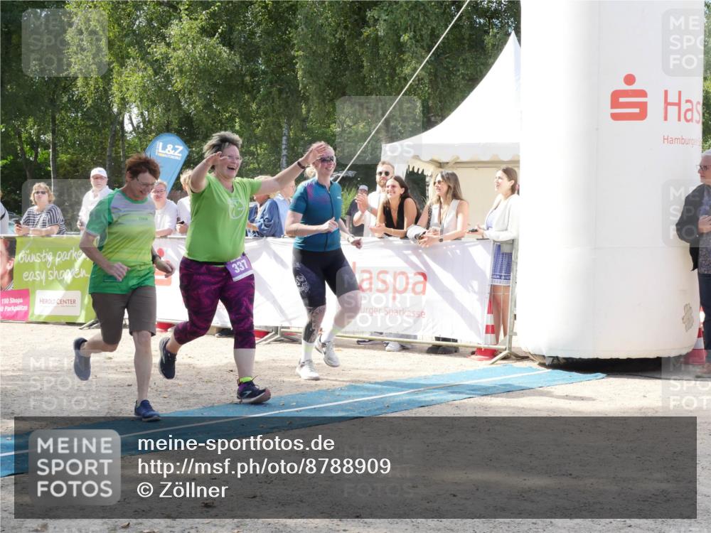 07.09.2025 - 19. Norderstedt Triathlon Zöllner http://msf.ph/oto/8788909 07.09.2025 13:56:42 Ziel 337 meine-sportfotos.de