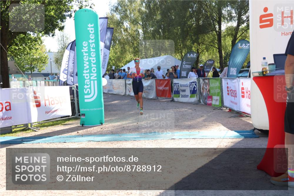 07.09.2025 - 19. Norderstedt Triathlon Zöllner http://msf.ph/oto/8788912 07.09.2025 16:12:17 Ziel 475 meine-sportfotos.de